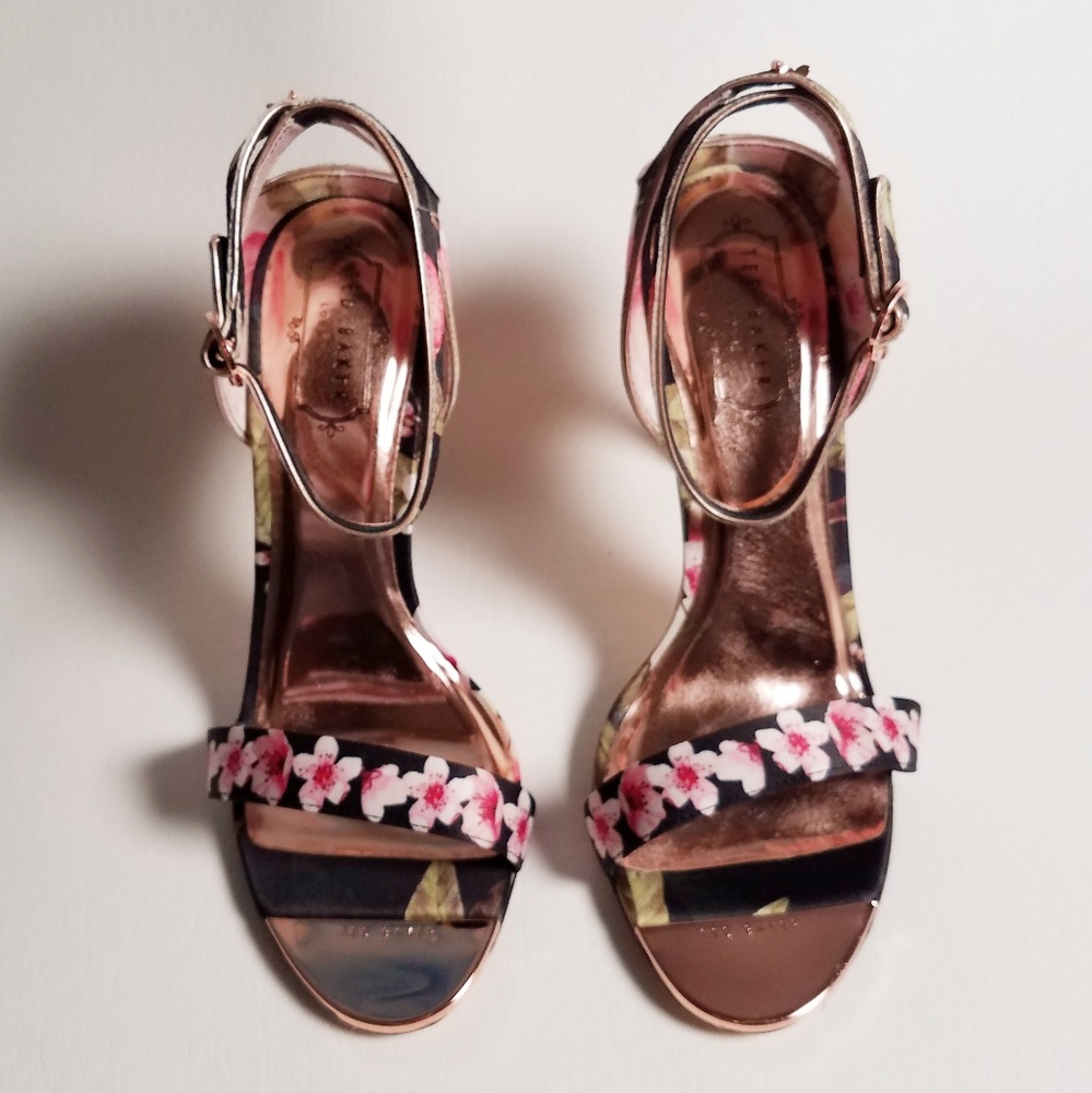 Ted Baker London Heeled Ankle Strap Sandals - Picture 8 of 8